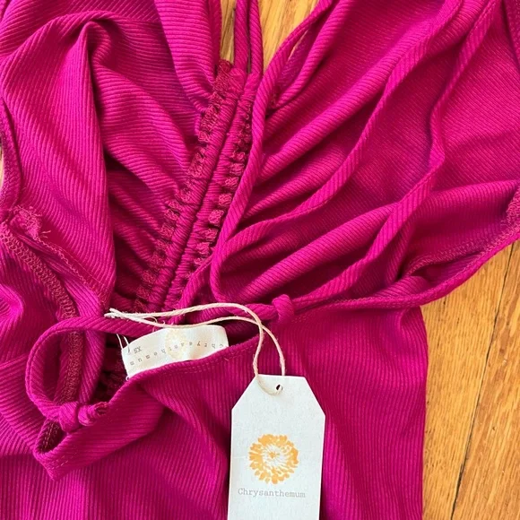 Elegant Pink Women's Dress - Picture 5 of 6